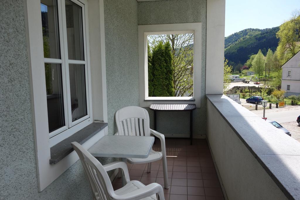 Hotel Goldenes Schiff Engelhartszell Buitenkant foto