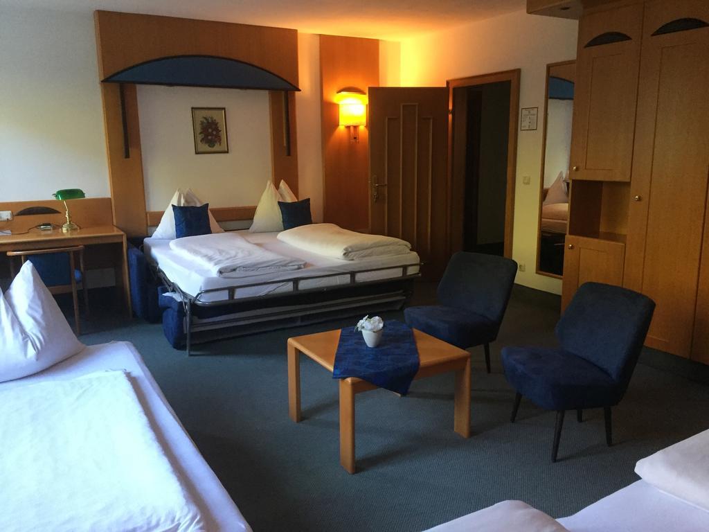 Hotel Goldenes Schiff Engelhartszell Buitenkant foto