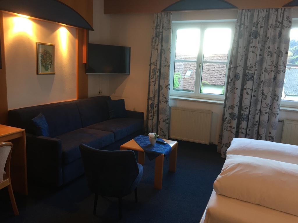 Hotel Goldenes Schiff Engelhartszell Buitenkant foto